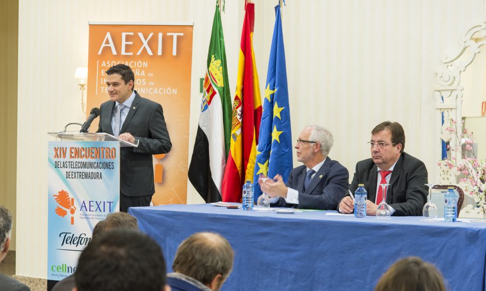 Toma la palabra el Presidente de AEXIT, Mario Férnandez